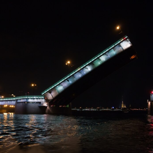 Marine Flood Lights for Boats: Features to Consider Before Buying